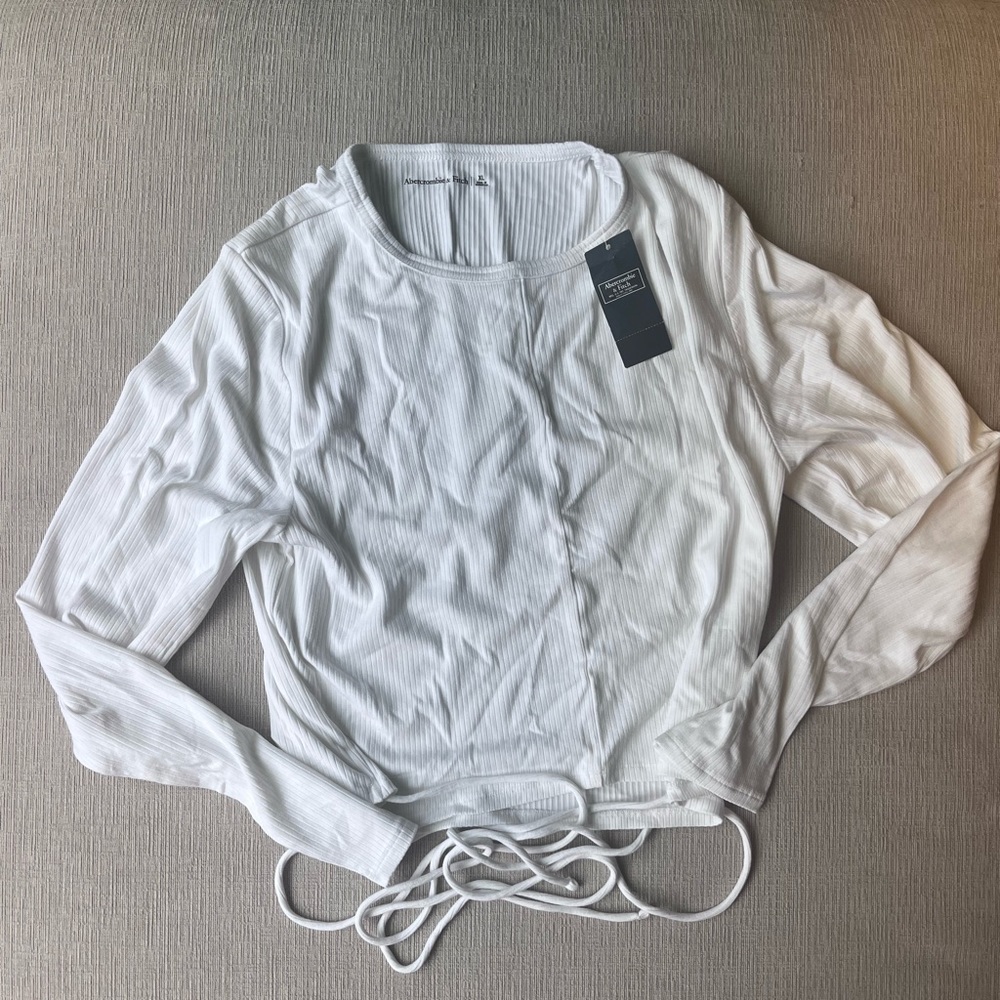 NWT Abercrombie White Long-Sleeve Ribbed Tie-Front Top - Size XL